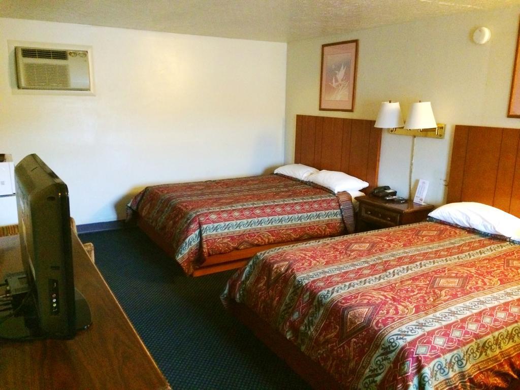 Motel Edgewood Kamer foto